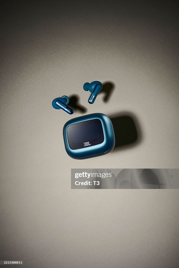 JBL Live Beam 3 Earbuds