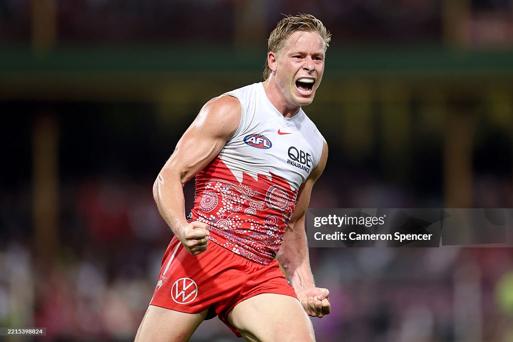 AFL Rd 10 - Sydney v Carlton