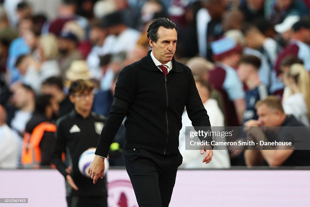 Aston Villa FC v Tottenham Hotspur FC - Premier League