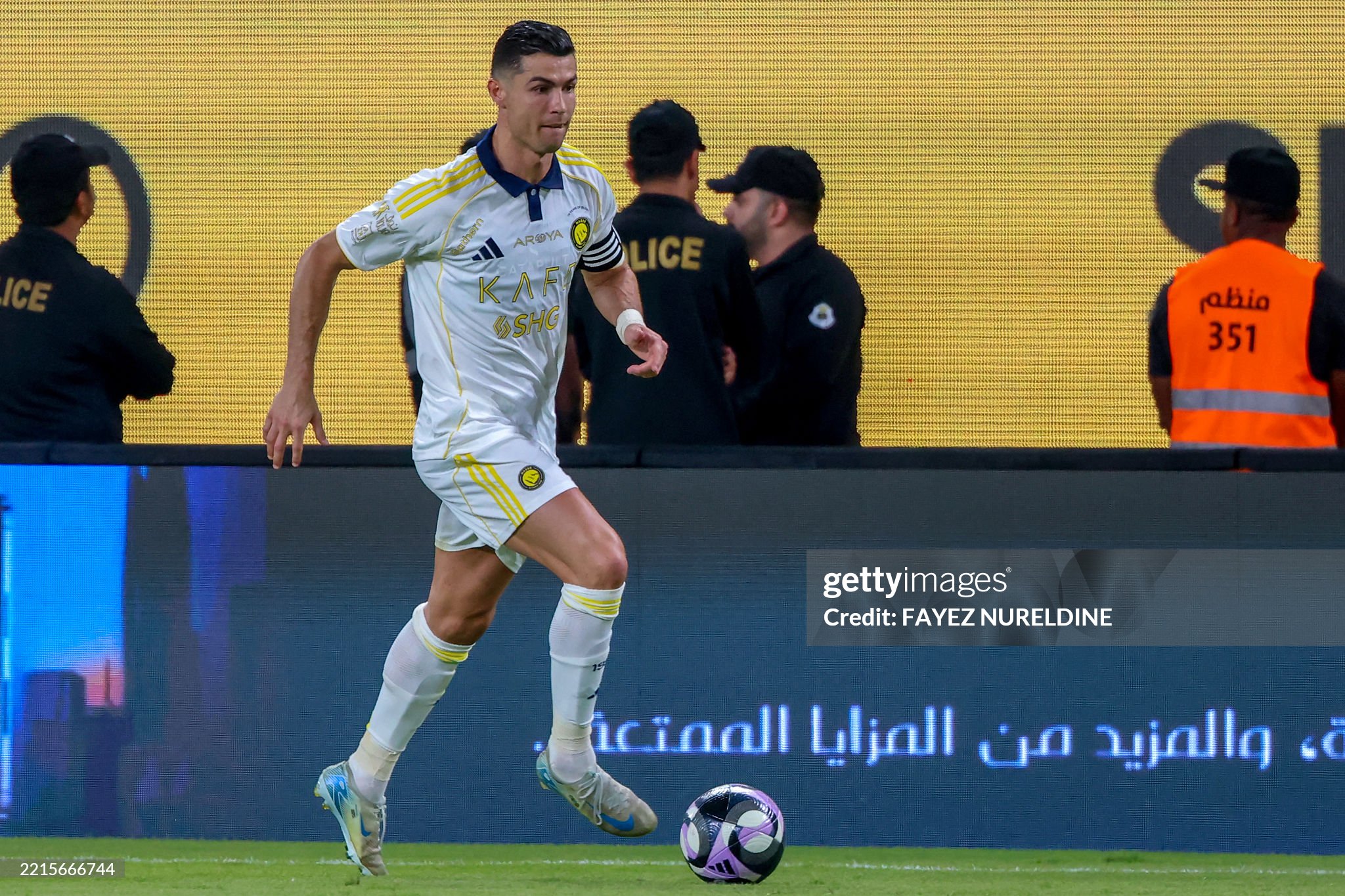 The battle for (one last) dance with Ronaldo (40): suitors are lining up