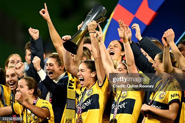 Isabel Gomez of the Mariners celebrates after winning a penalty shoot out to win the A-League Women's Grand Final between Melbourne Victory and the...