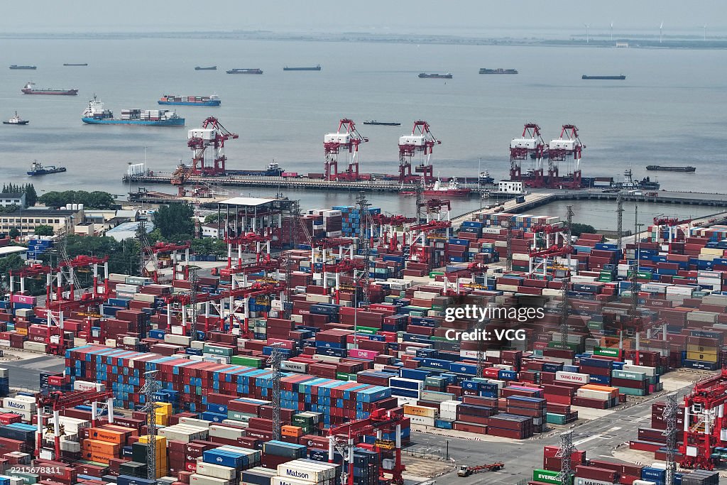 Shanghai Port Bustles With Cargos