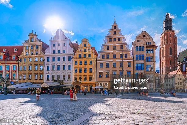marktplatz von breslau in polen - marktplatz stock-fotos und bilder