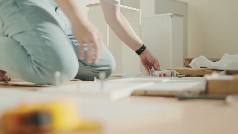 https://media.gettyimages.com/id/2215743988/video/asian-man-assembling-new-furniture-in-the-apartment.jpg?b=1&s=640x640&k=20&c=5ugW6GseIUl5prFc47EdzfihXwm2QH0I9DzzADHUtfE=