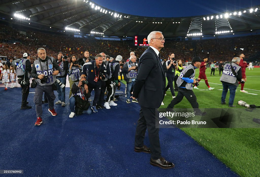 As Roma Coach Claudio Ranieri, Head Coach of AS Roma looks on during the Serie A ...