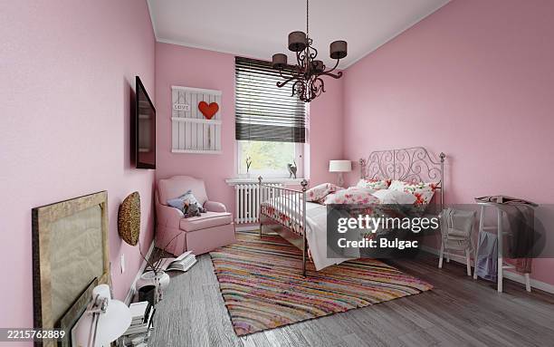dusty-rose 1980s owner's bedroom - shabby chic imagens e fotografias de stock