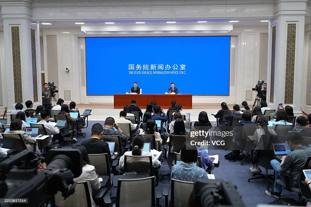 SCIO Briefing On China's Economic Performance In April 2025