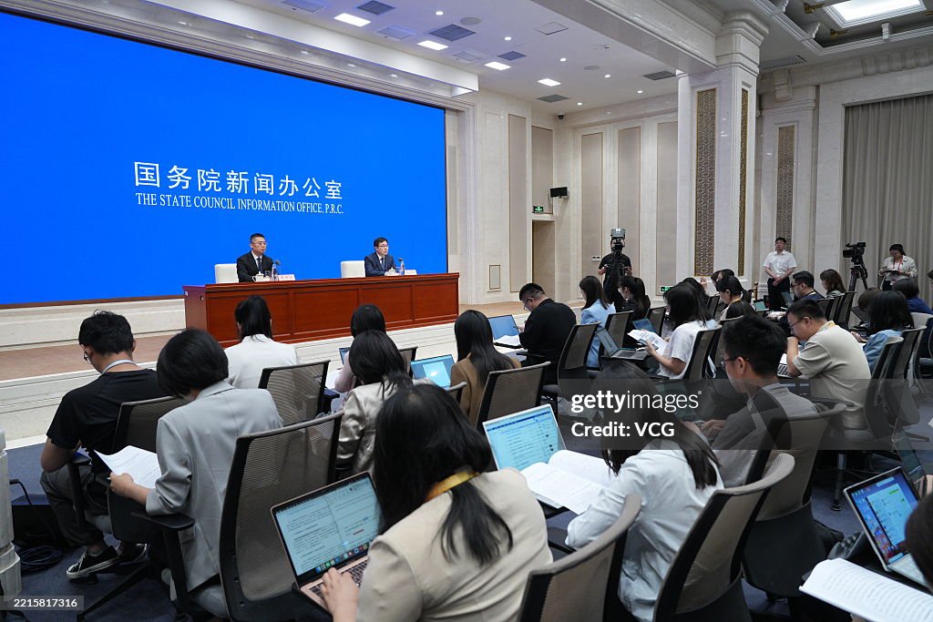 SCIO Briefing On China's Economic Performance In April 2025