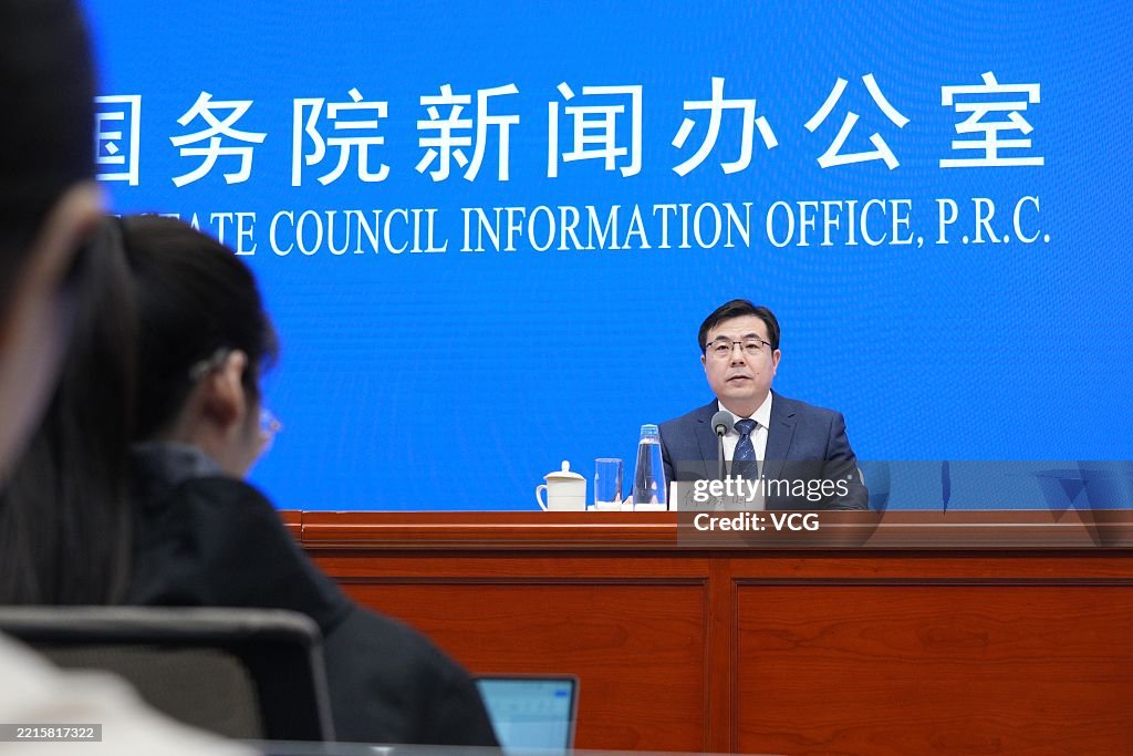 SCIO Briefing On China's Economic Performance In April 2025