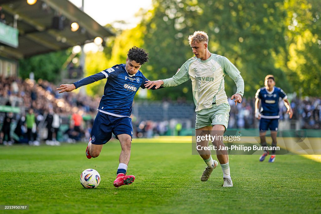 DFB Pokalfinal Juniors - SV Werder Bremen U19 v Karlsruher SC U19