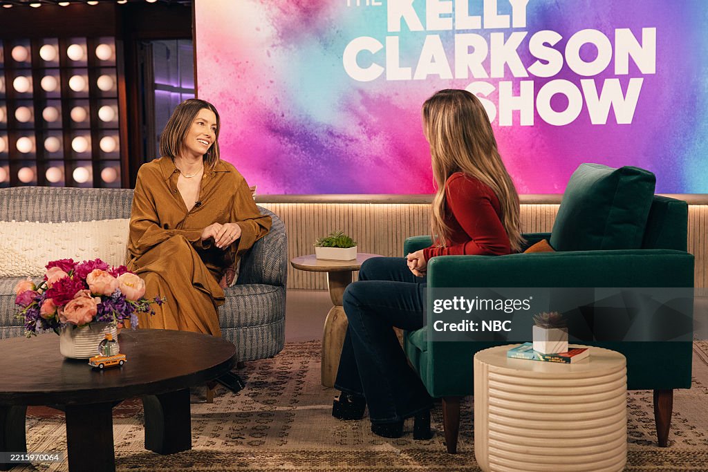 Kelly Rheault Jessica Biel, Kelly Clarkson -- News Photo - Getty Images