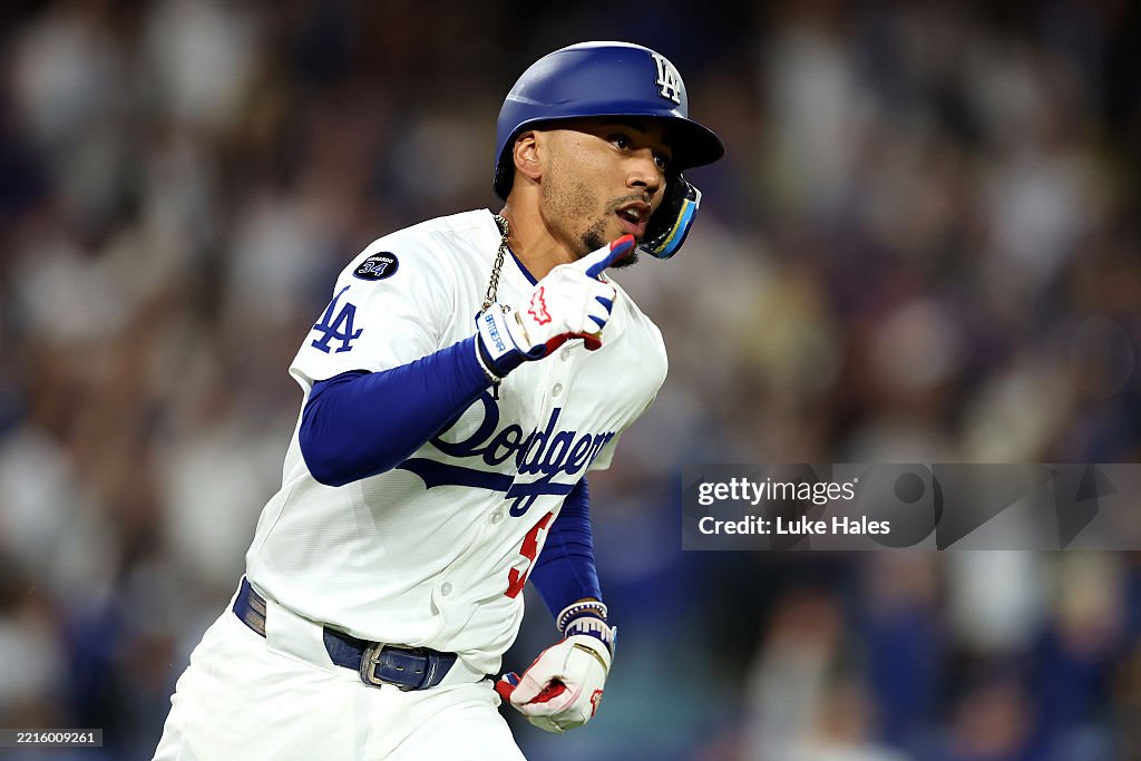 Arizona Diamondbacks v Los Angeles Dodgers