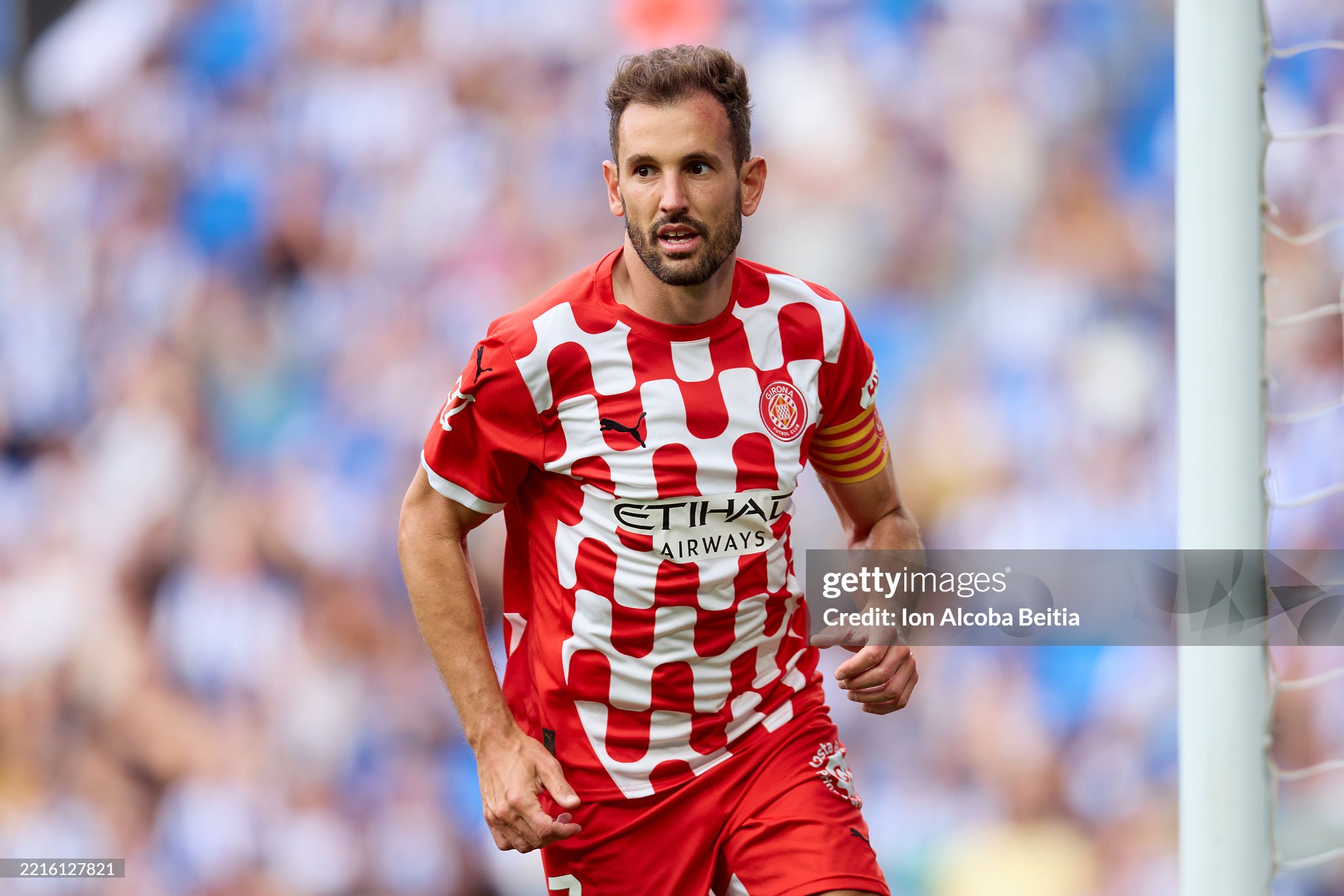 Girona extends contract with club s top scorer