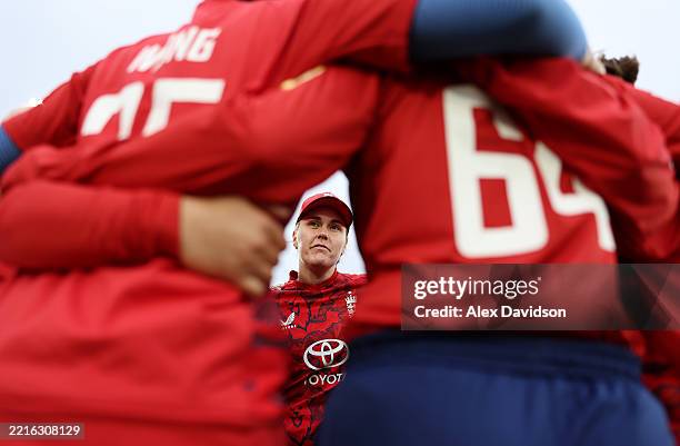 Nat Sciver-Brunt of England huddles during the 1st Women's Vitality IT20 between England and West Indies at The Spitfire Ground on May 21, 2025 in...