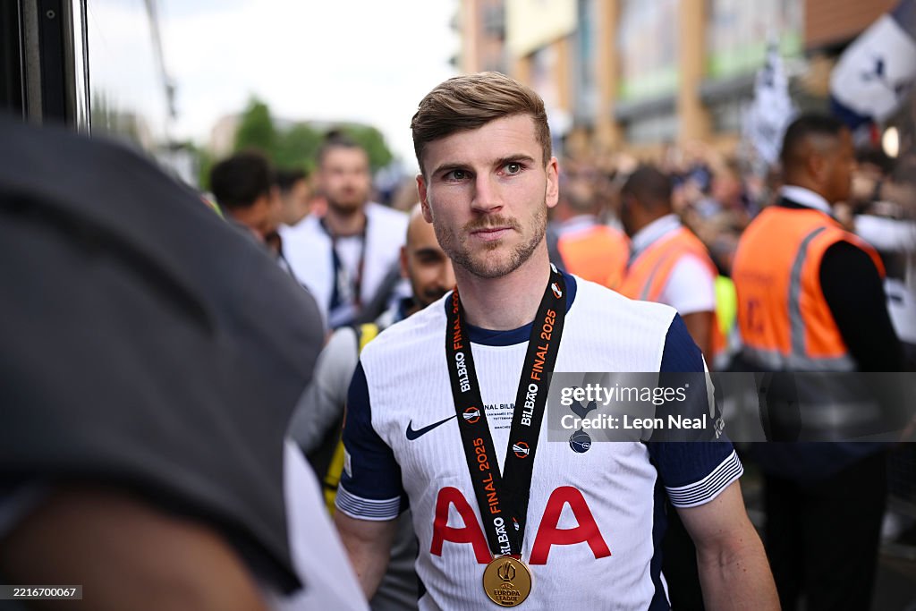 Tottenham Hotspur UEFA Europa League Trophy Parade