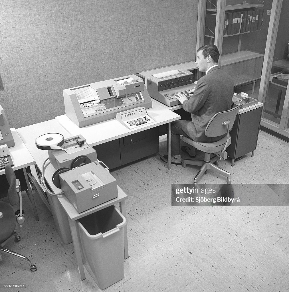 1960s Computer Lab Data handling the 1960s. Interior of a room with IBM computer... News ...