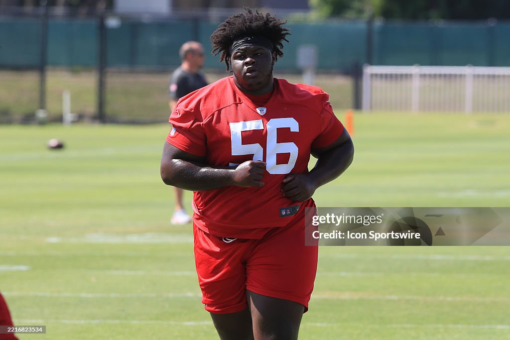 Tampa Bay Buccaneers Defensive Lineman Desmond Watson goes thru a