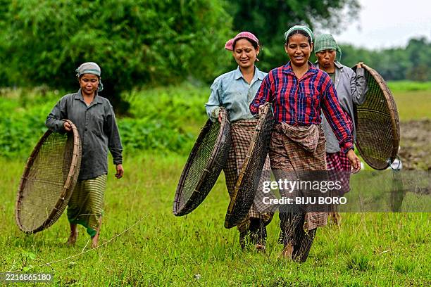 26 Mising Women Stock Photos, High-Res Pictures, and Images - Getty Images