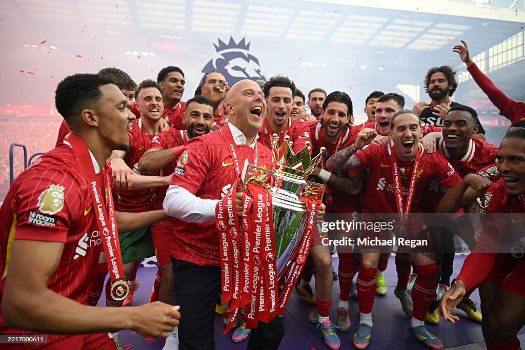 Liverpool FC v Crystal Palace FC - Premier League