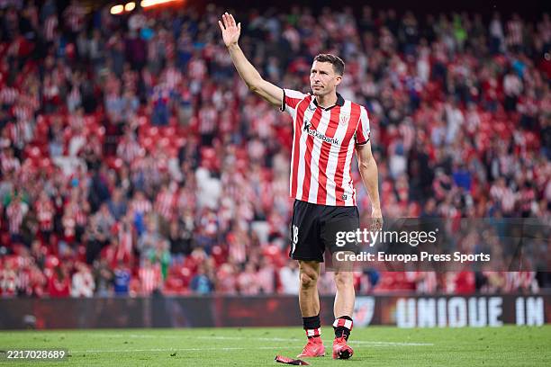 Oscar de Marcos of Athletic Club reacts during the LaLiga EA Sports match between Athletic Club and FC Barcelona at San Mames on May 25 in Bilbao,...