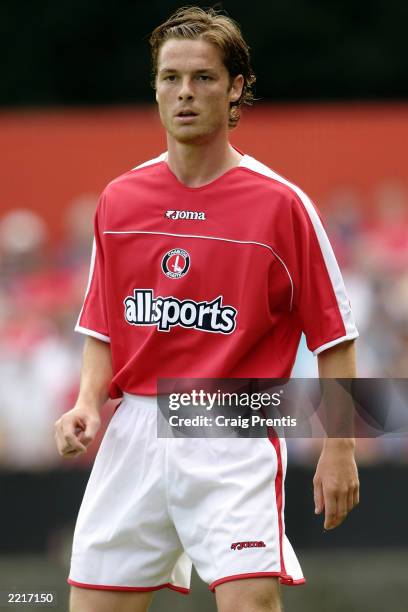 Scott Parker of Charlton Athletic in action during the Pre-Season Friendly match between Welling United and Charlton Athletic held on July 19, 2003...