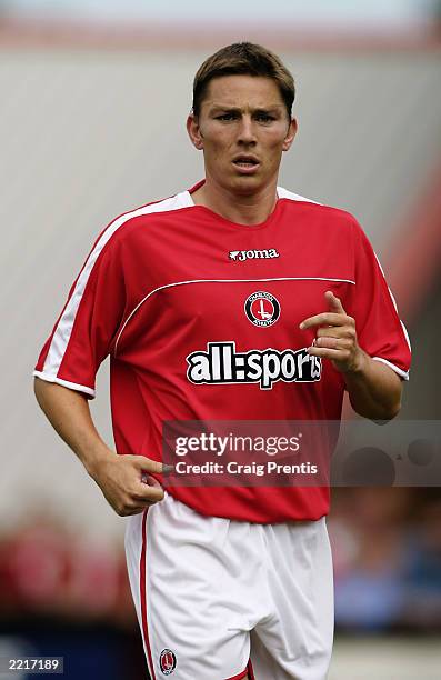 Matt Holland of Charlton Athletic in action during the Pre-Season Friendly match between Welling United and Charlton Athletic held on July 19, 2003...