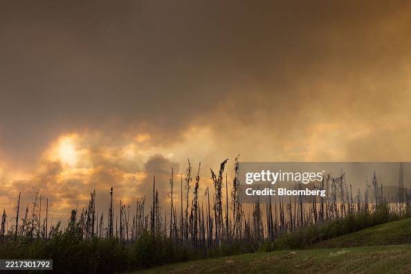 Wildfires Burn In Central Canada As Blazes Threaten Oil Sands Wildfires Burn In Central Canada As Blazes Threaten Oil Sands