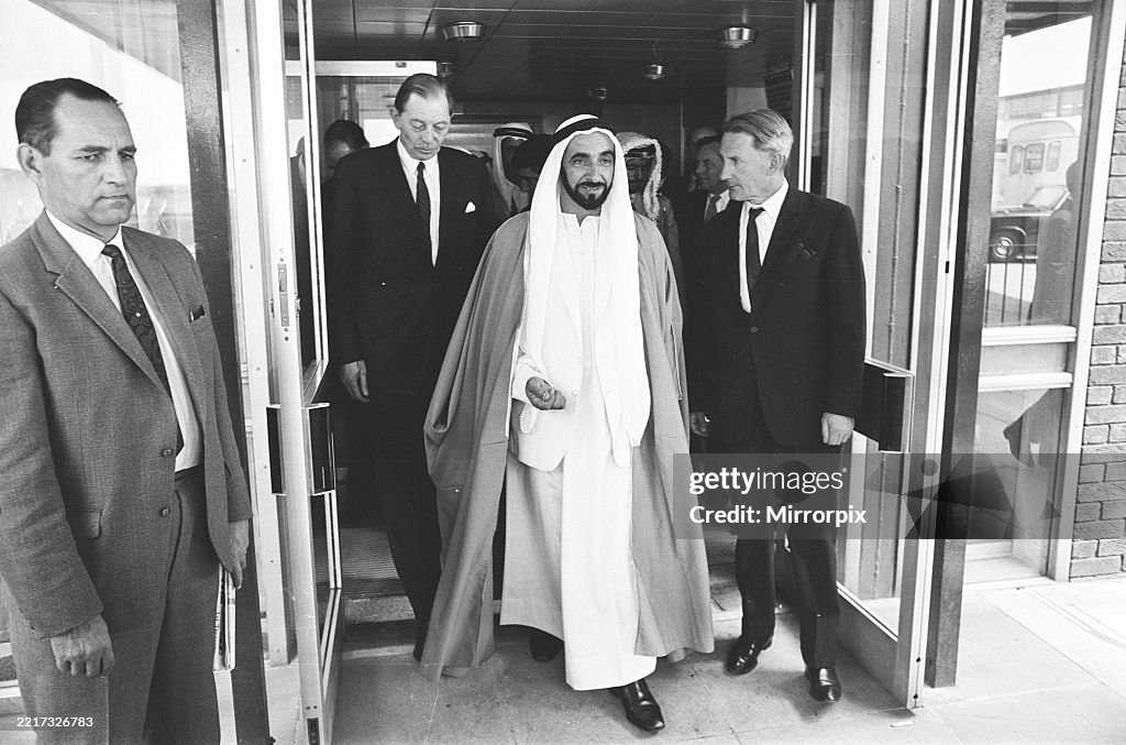 Sheikh Sayed Rakin Sheikh Zayed bin Sultan Al Nahyan, Ruler of Abu Dhabi, arrives at ...