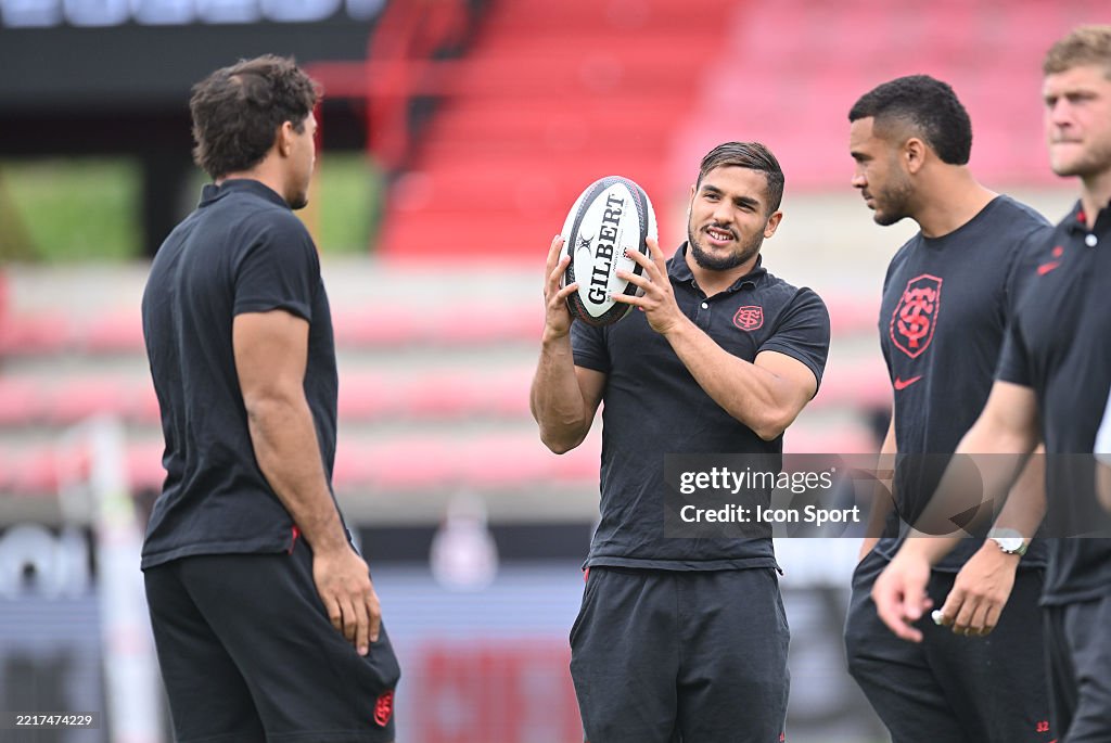 Stade Toulousain v Lou Rugby - Top 14 2024/2025