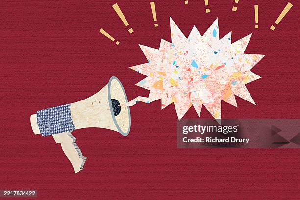 a megaphone booming out a loud message - punto esclamativo foto e immagini stock