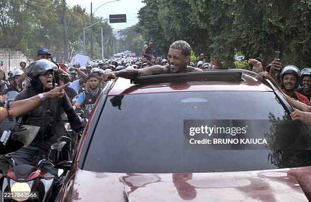 Mc Afp 204,389 Rio De Janeiro Afp Photo Stock Photos, High-Res Pictures, and ...