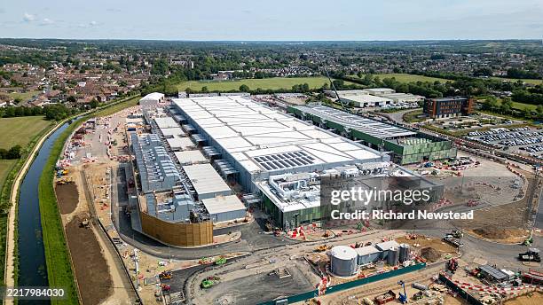 google data centre - data center imagens e fotografias de stock