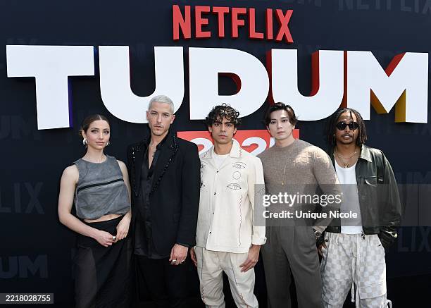 Emily Rudd Inaki 282 Emily Rudd Photos & High Res Pictures - Getty Images
