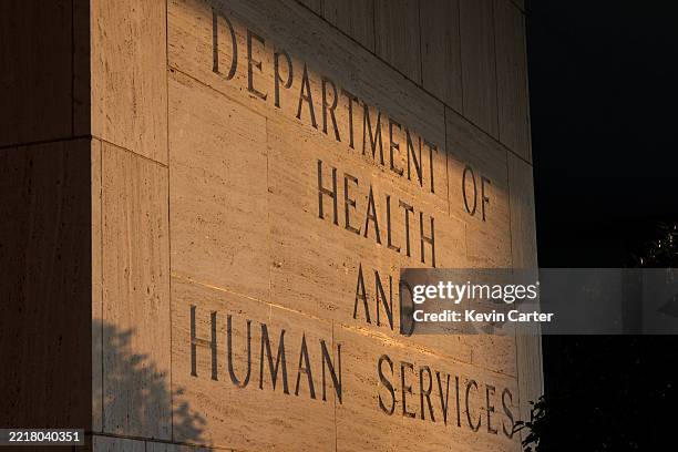 Hhs Building 127 Hubert Humphrey Building Stock Photos, High-Res Pictures, and ...