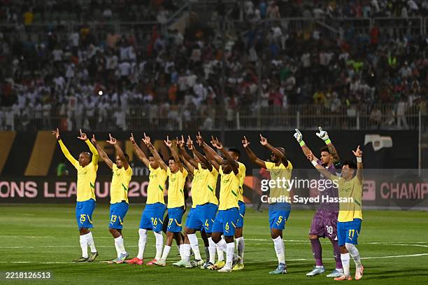 Sundowns players salute fans before the Pyramids v Mamelodi Sundown - CAF Champions League Final at the 30 June Stadium on June 1, 2025 in Cairo,...