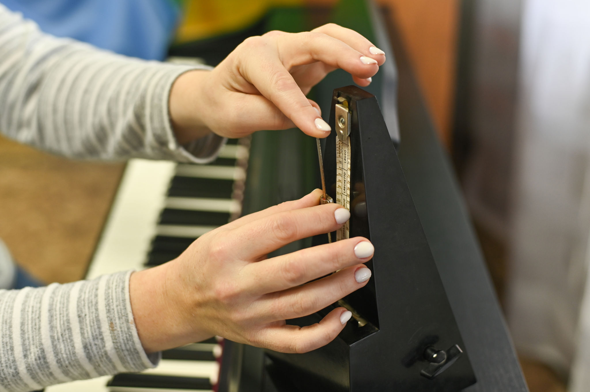 early synthesizer