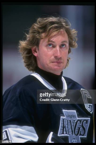 center-wayne-gretzky-of-the-los-angeles-kings-looks-on-during-a-game-against-the-anaheim-mighty.jpg
