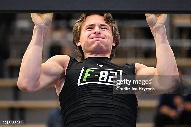 Cole Reschny performs pull-ups during the 2025 NHL Scouting Combine at the LECOM Harborcenter on June 7, 2025 in Buffalo, New York.