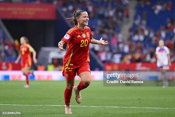 Claudia Pina of Spain celebrates scoring her team's second goal during the UEFA Women's Nations League 2024/25 Grp A3 MD6 match between Spain and...