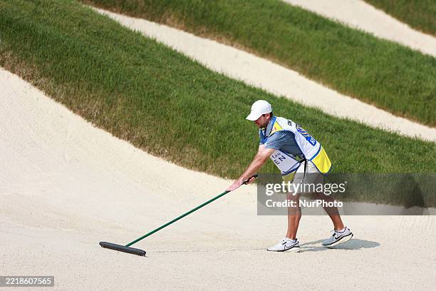Sandpit Rake 378 Sand Pit Rake Stock Photos, High-Res Pictures, and Images - Getty ...
