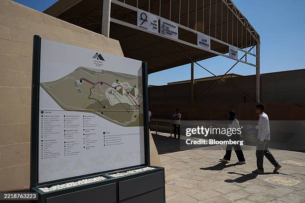 Orascom Pyramids 10,485 Giza Pyramid Complex Stock Photos, High-Res Pictures, and Images ...