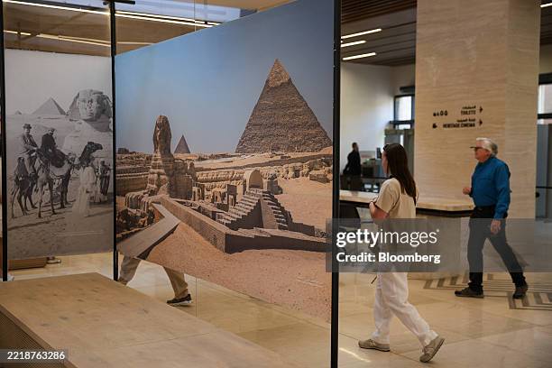 Orascom Pyramids 2,984 Central Plateau Stock Photos, High-Res Pictures, and Images ...