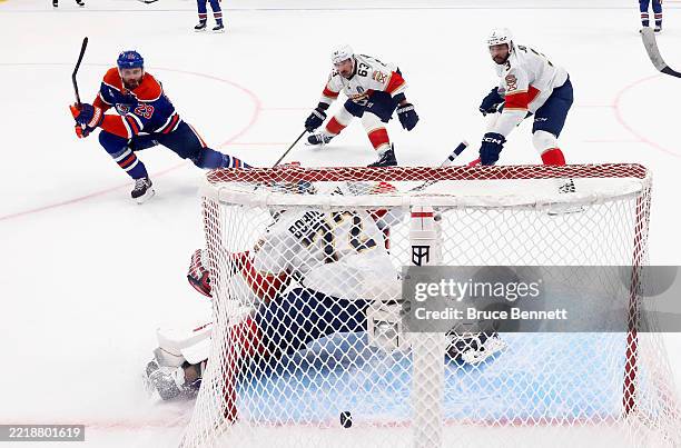 Leon Draisaitl of the Edmonton Oilers scores the game-winning goal in overtime against the Florida Panthers in Game One of the 2025 Stanley Cup Final...