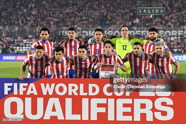 Players of Paraguay pose for a team photo prior to the FIFA World Cup 2026 Qualifier match between Paraguay and Uruguay at Estadio Defensores del...