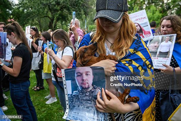 The first stage of the exchange of prisoners of war between Ukraine and Russia includes the seriously wounded and those under the age of 25 in the...