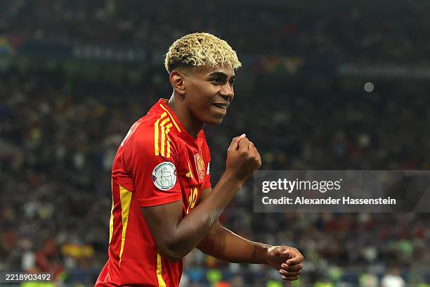 Lamine Yamal of Spain reacts during the UEFA Nations League 2025 semifinal match between Spain and France at Stuttgart Arena on June 05, 2025 in...
