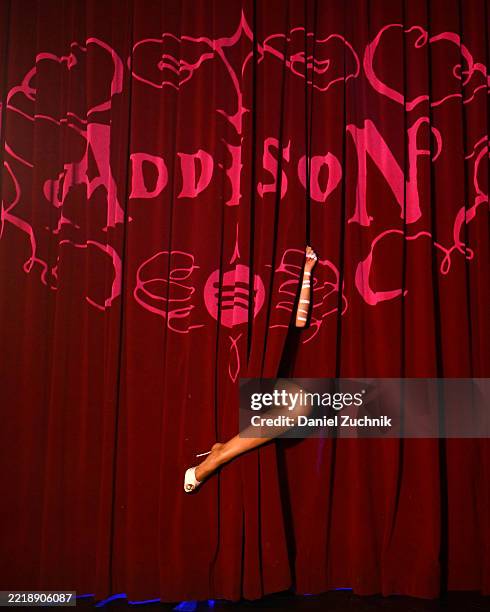 Addison Rae Box 4,328 Addison Rae Photos Stock Photos, High-Res Pictures, and Images ...