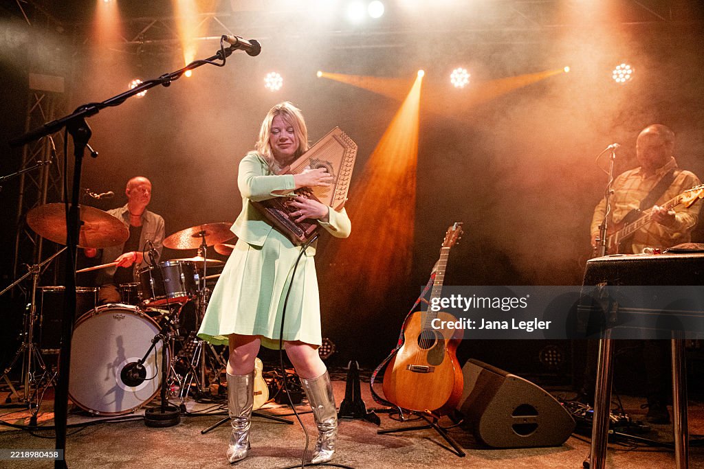 Basia Bulat Performs In Berlin