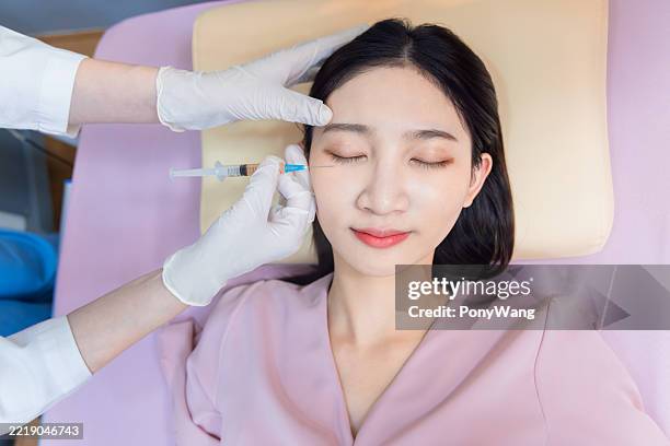 Asian Eye Injection 571 Asian Botox Stock Photos, High-Res Pictures, and Images - Getty Images
