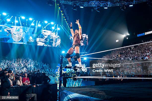 Smackdown Blue Ropes 12,332 Ldlc Arena Stock Photos, High-Res Pictures, and Images - Getty ...